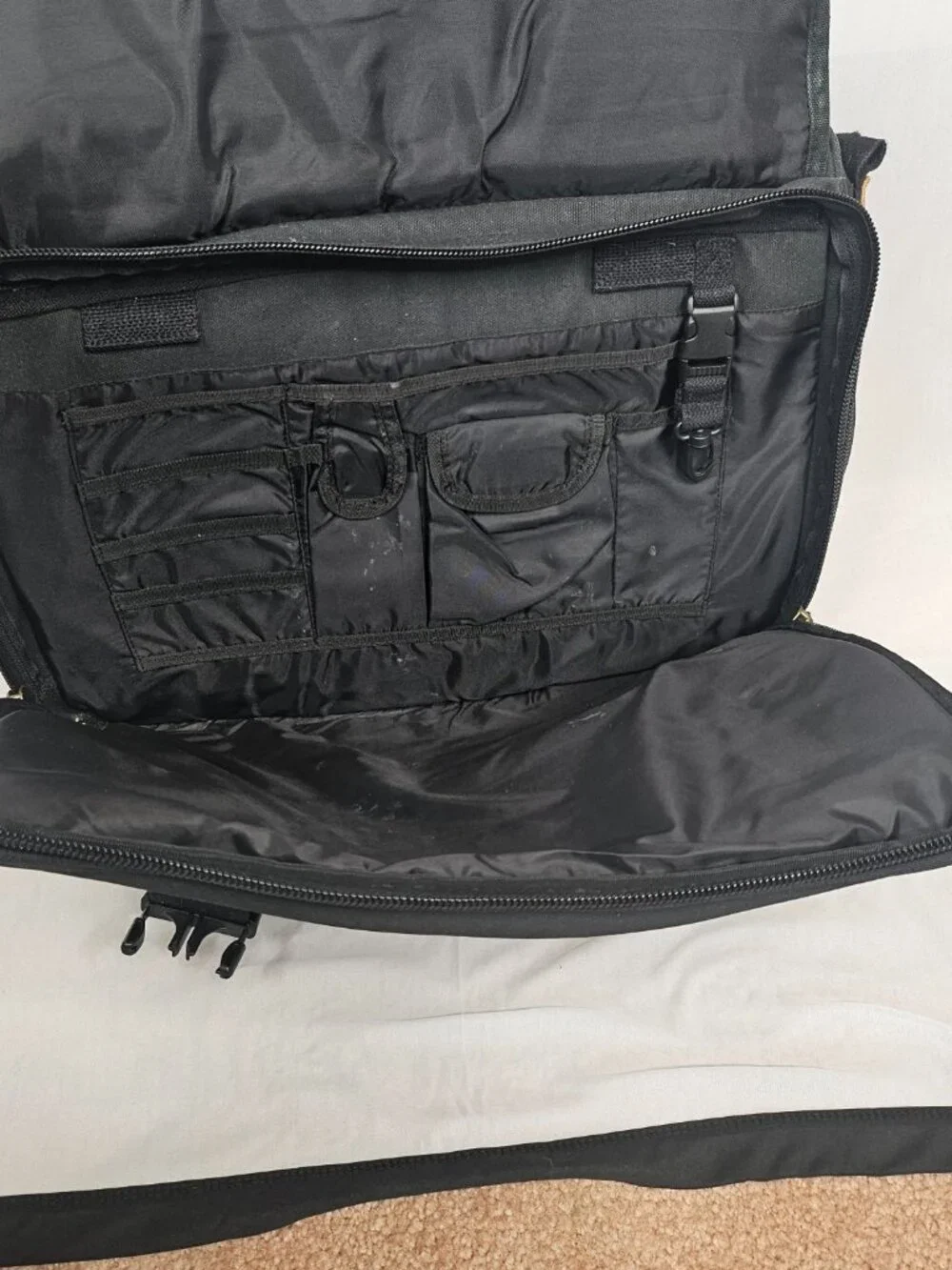 Cabela's Heavy Duty Canvas Messenger Laptop Travel Bag I  Leather Trim I Black